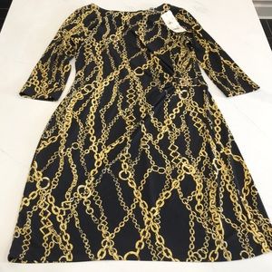 Ladies dress. Size Large